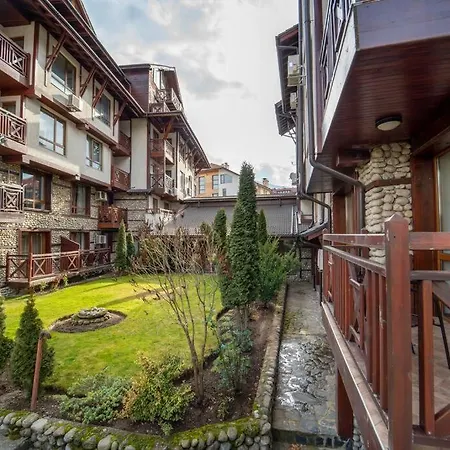 Snow Legend Apartment With Terrace Банско Екстериор снимка