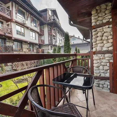 Snow Legend Apartment With Terrace Банско Екстериор снимка